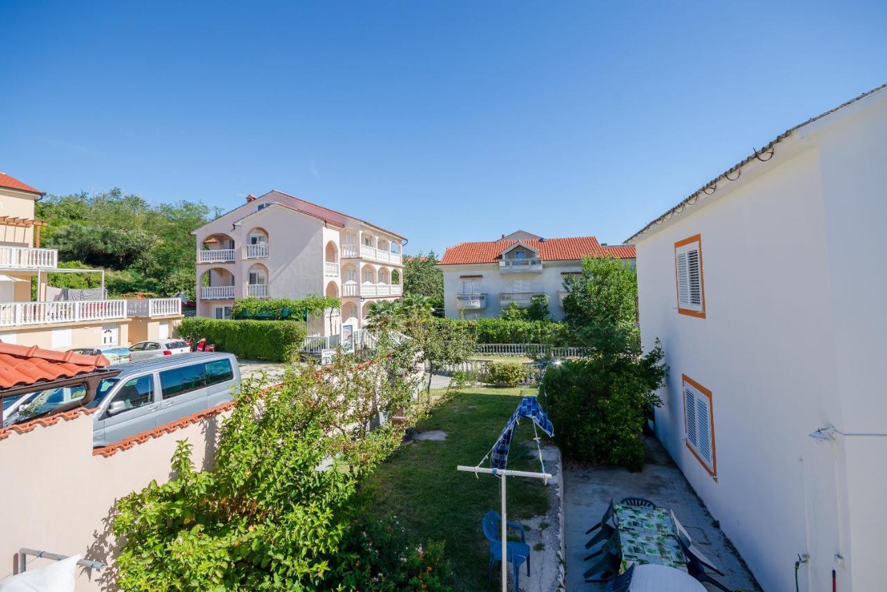 Apartments Elvira Lopar Exterior foto